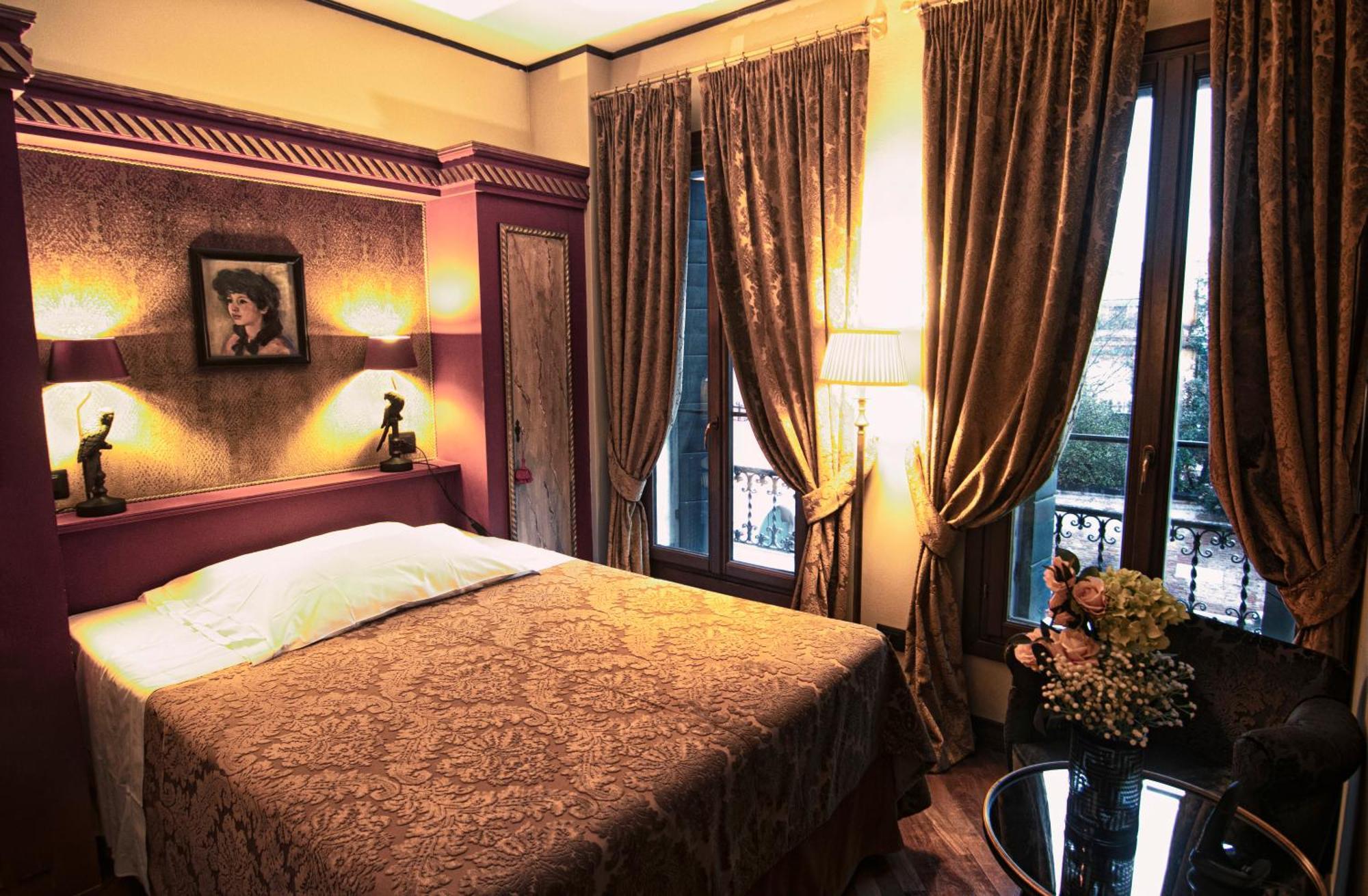 Hotel La Calcina Venesia Bagian luar foto
