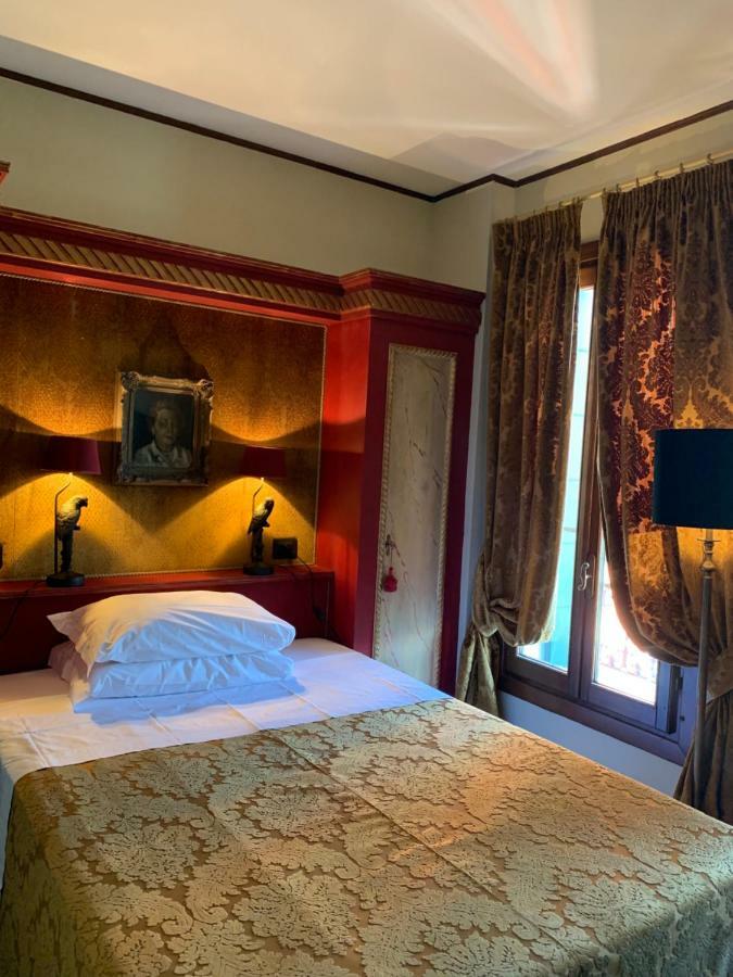 Hotel La Calcina Venesia Bagian luar foto