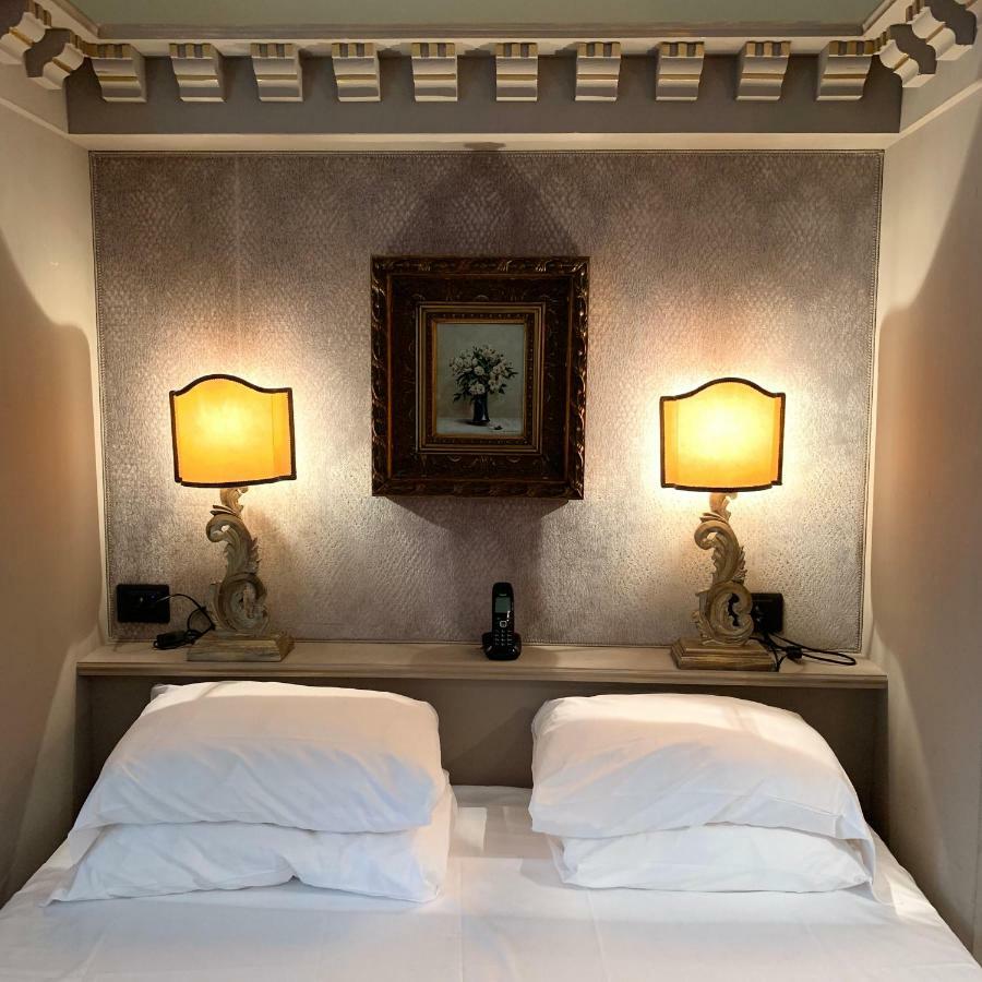 Hotel La Calcina Venesia Bagian luar foto