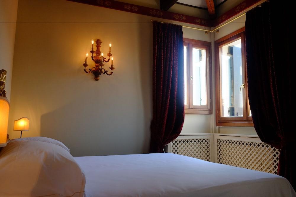 Hotel La Calcina Venesia Bagian luar foto