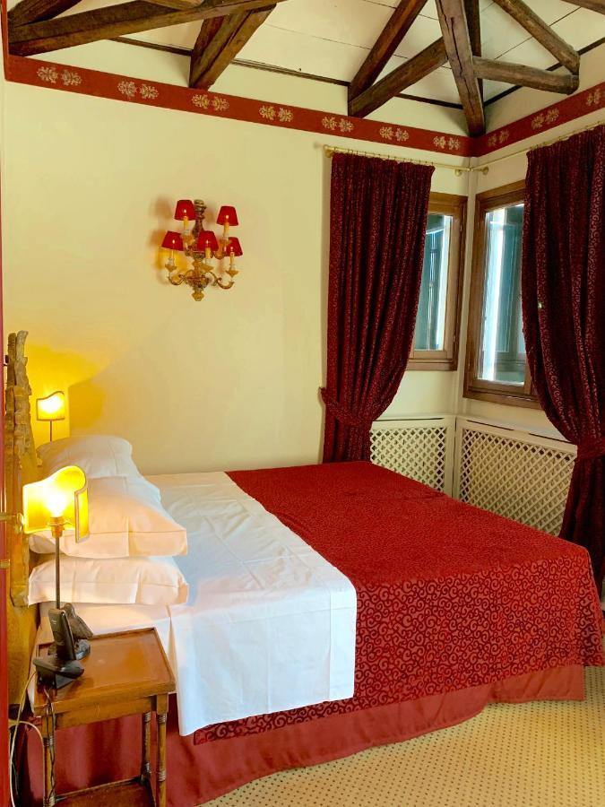 Hotel La Calcina Venesia Bagian luar foto